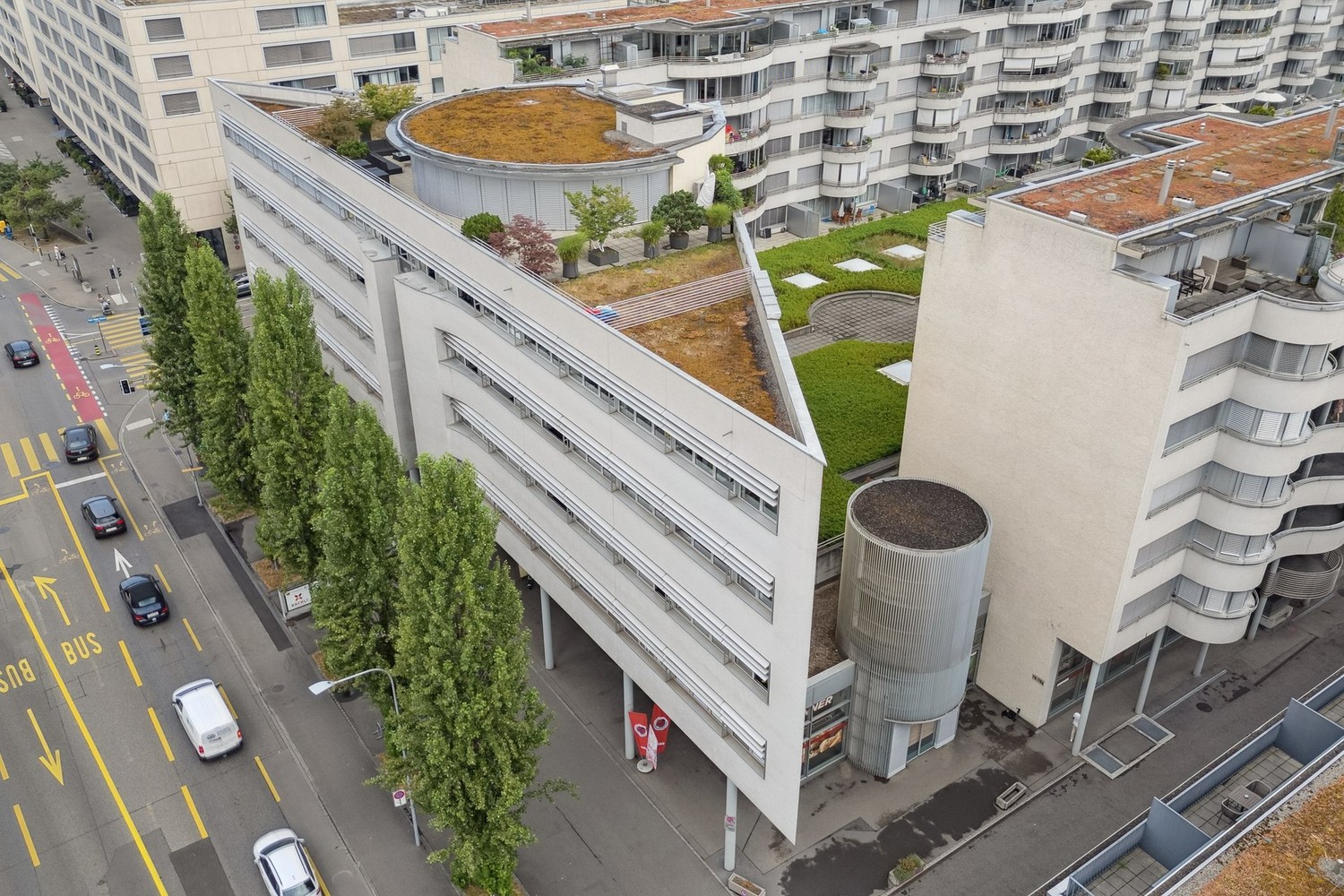 451m² bureau