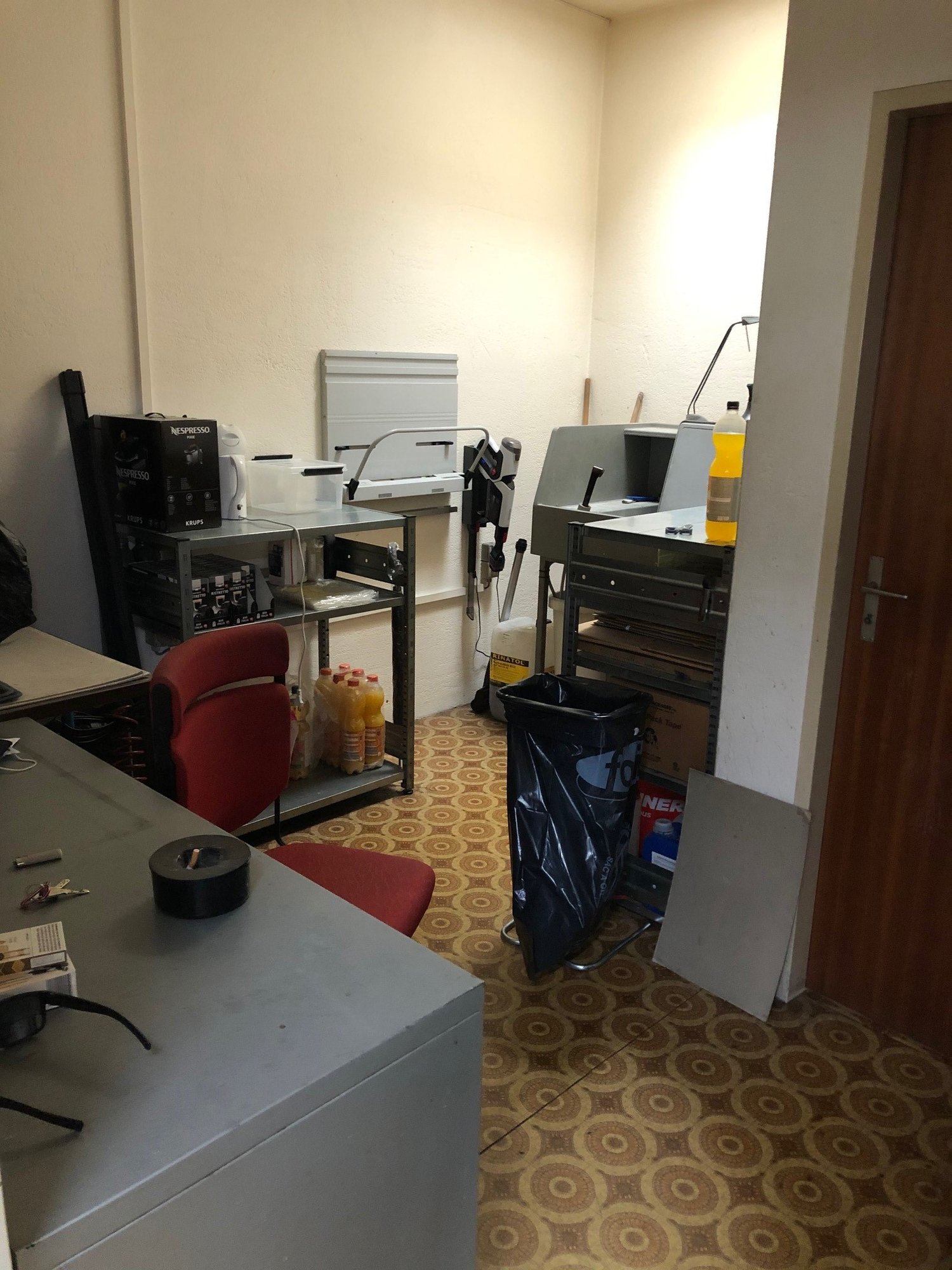 120m² commercial, photo 2 sur 7