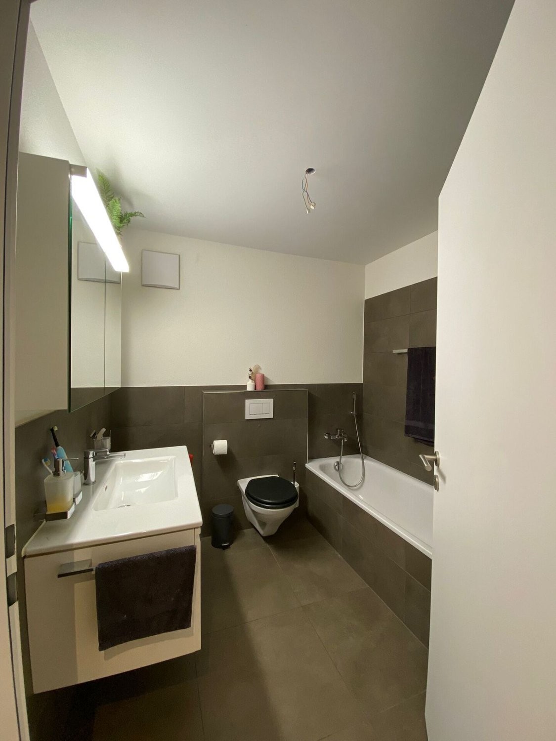 Immeuble d'habitation / commercial, photo 5 sur 8