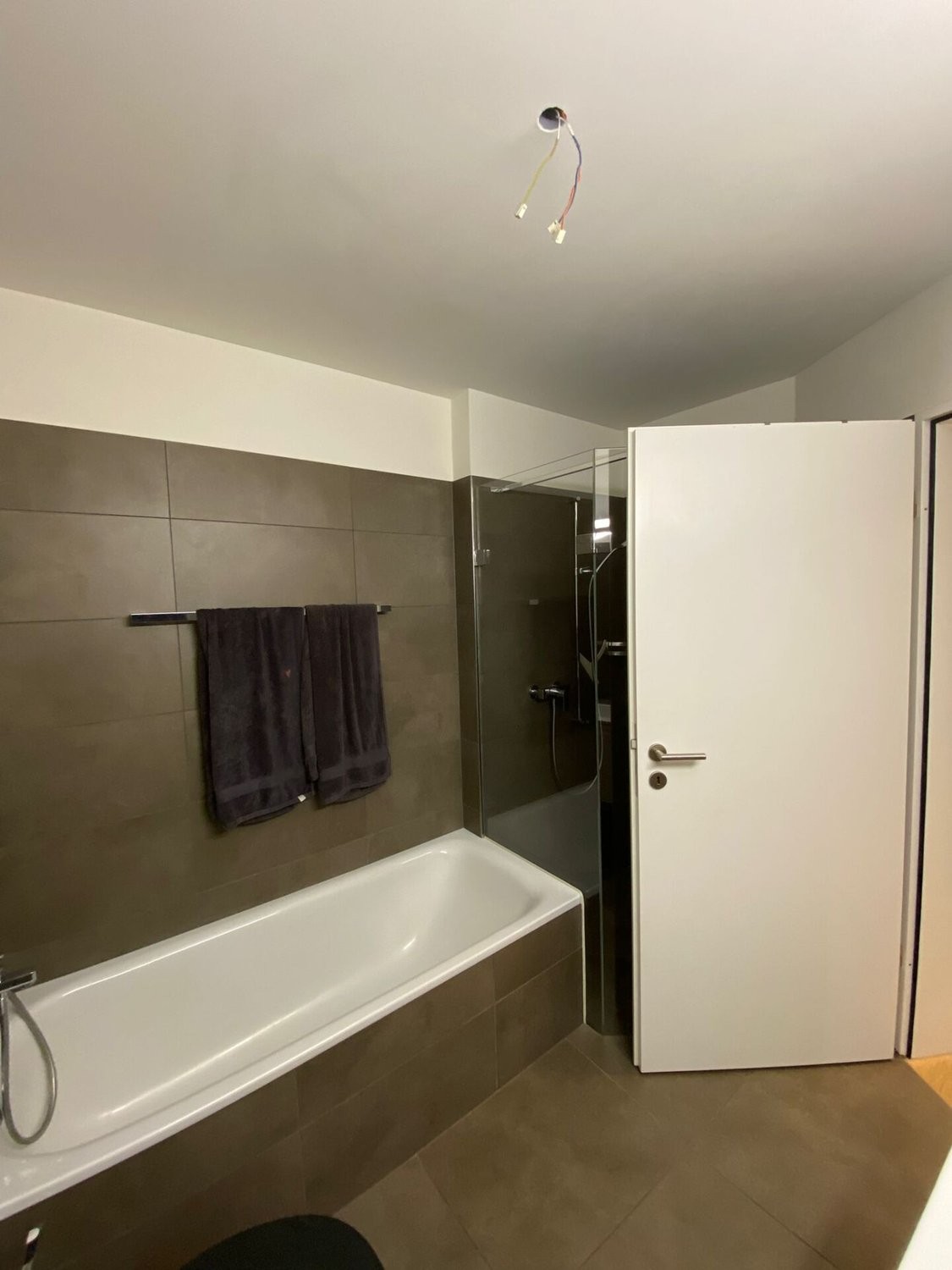 Immeuble d'habitation / commercial, photo 6 sur 8