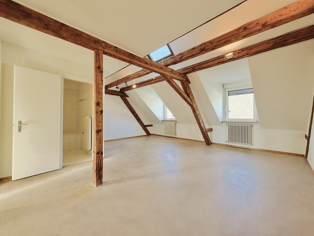 Appartement en attique de 4 pièces, photo 4 sur 10