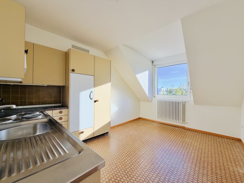 Appartement en attique de 4 pièces, photo 2 sur 10