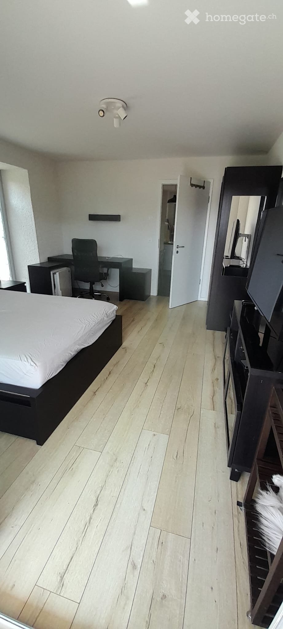 1 room single room
