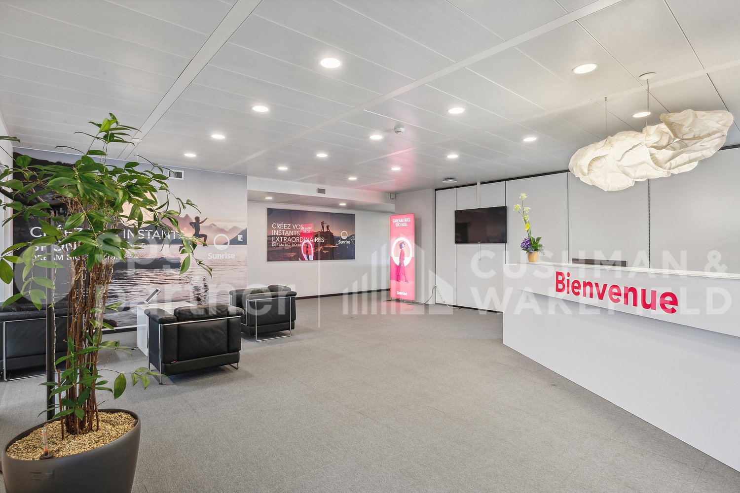 1448m² office