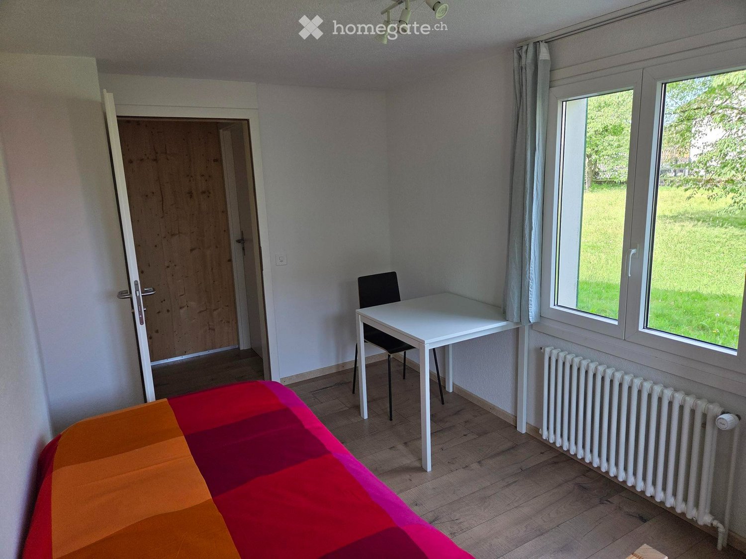 1 pièce chambre simple, photo 2 sur 3