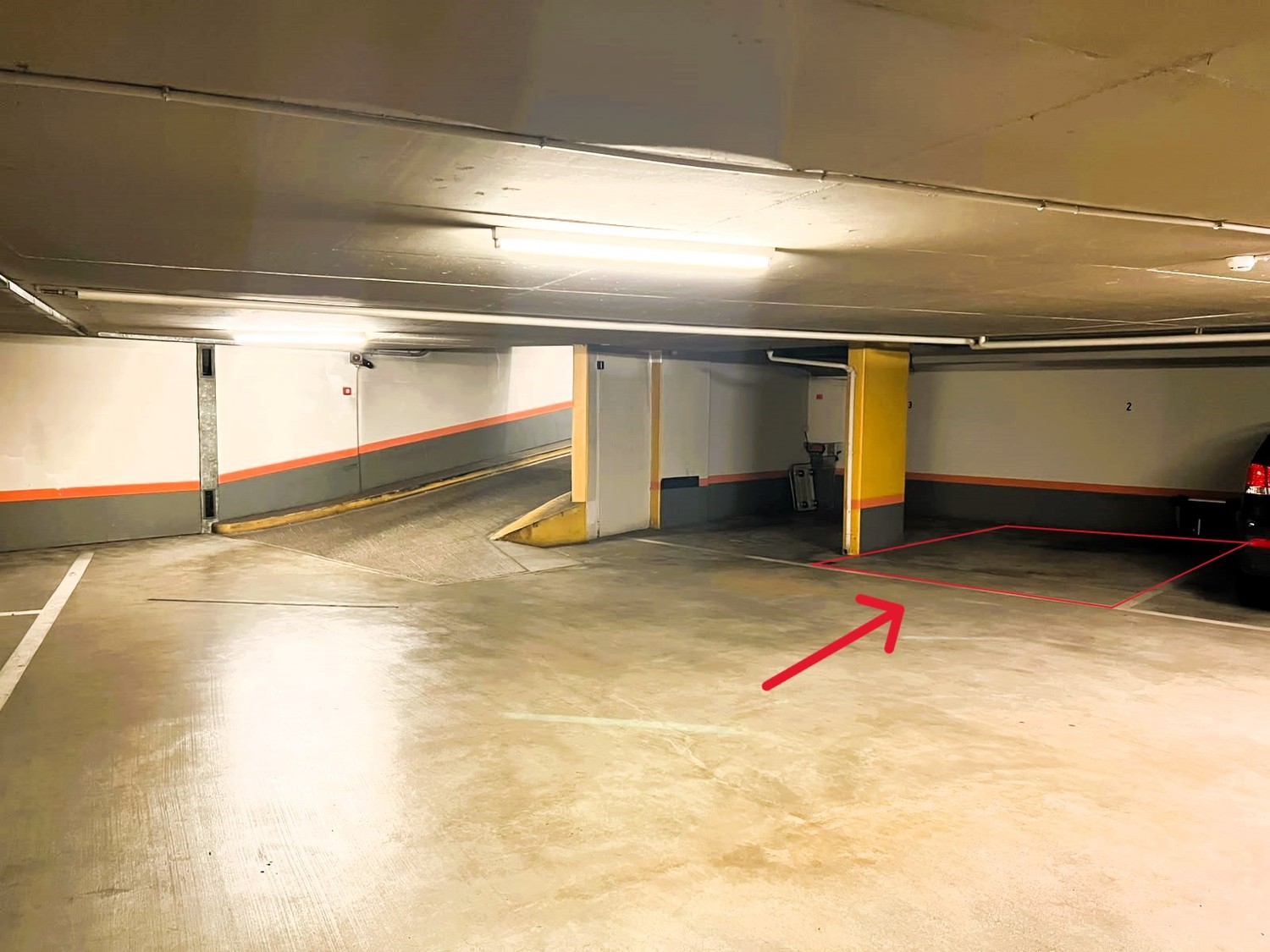 Place de parc souterrain de 14m²