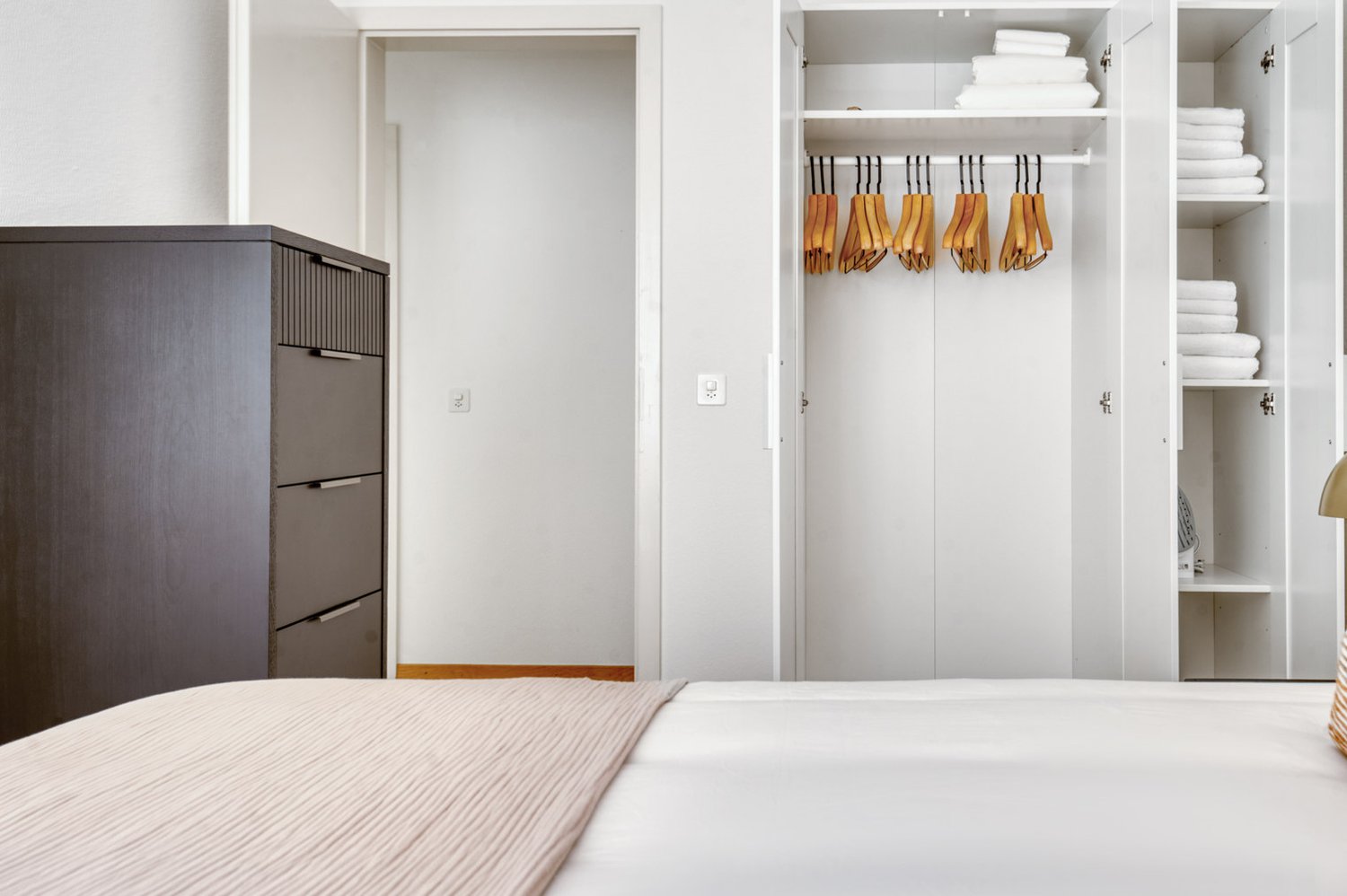 2 ½ pièces appartement meublé, photo 10 sur 10