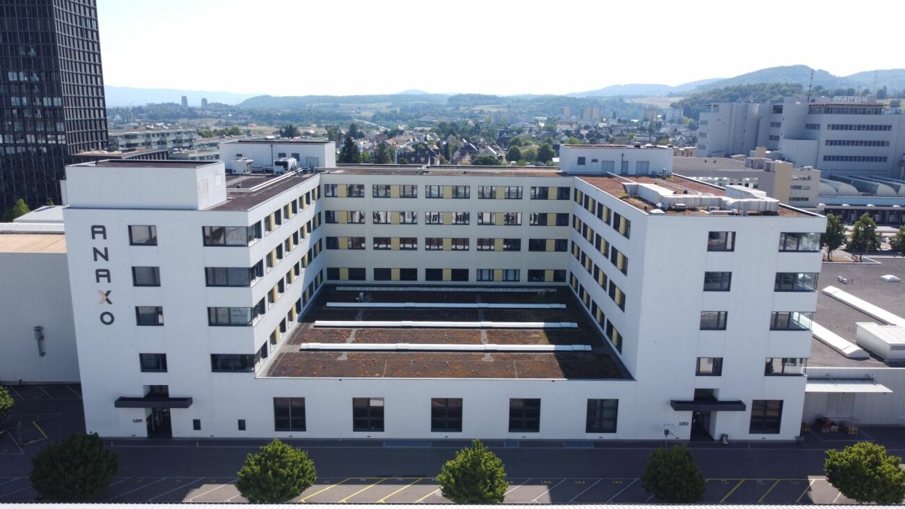 367m² commercial, photo 1 sur 10