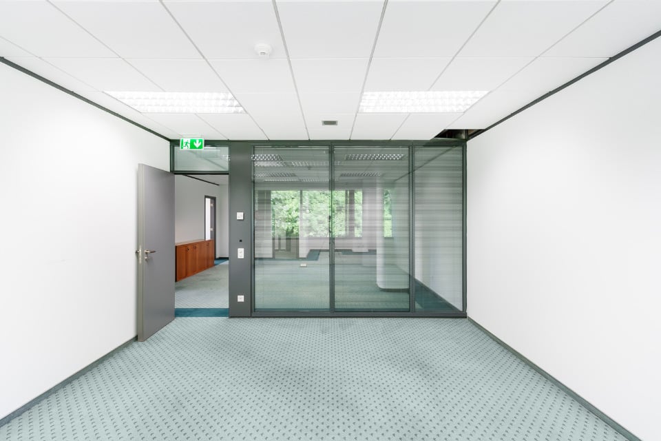196m² bureau