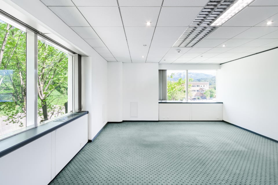 196m² bureau