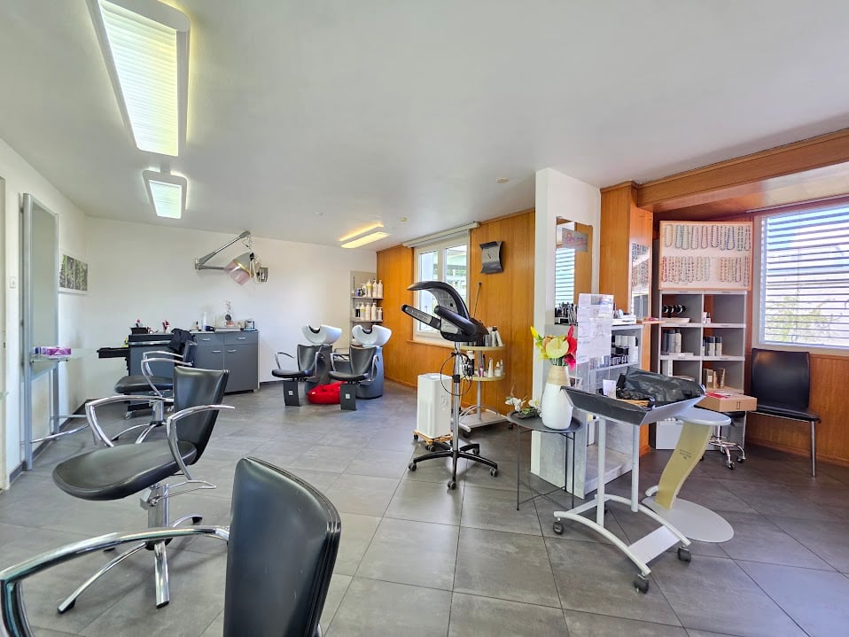 Coiffeur, photo 1 sur 10