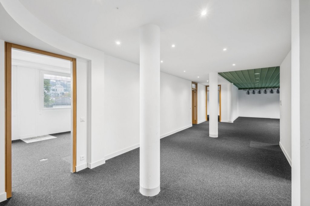 Bureaux de 199m², photo 2 sur 7