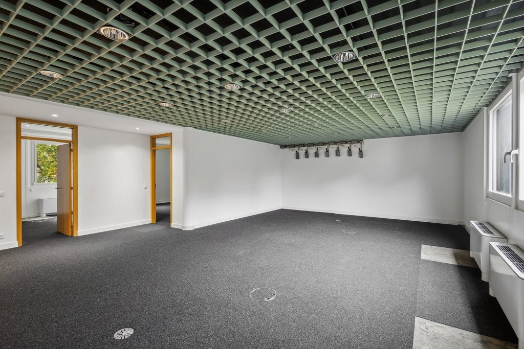 Bureaux de 199m², photo 3 sur 7