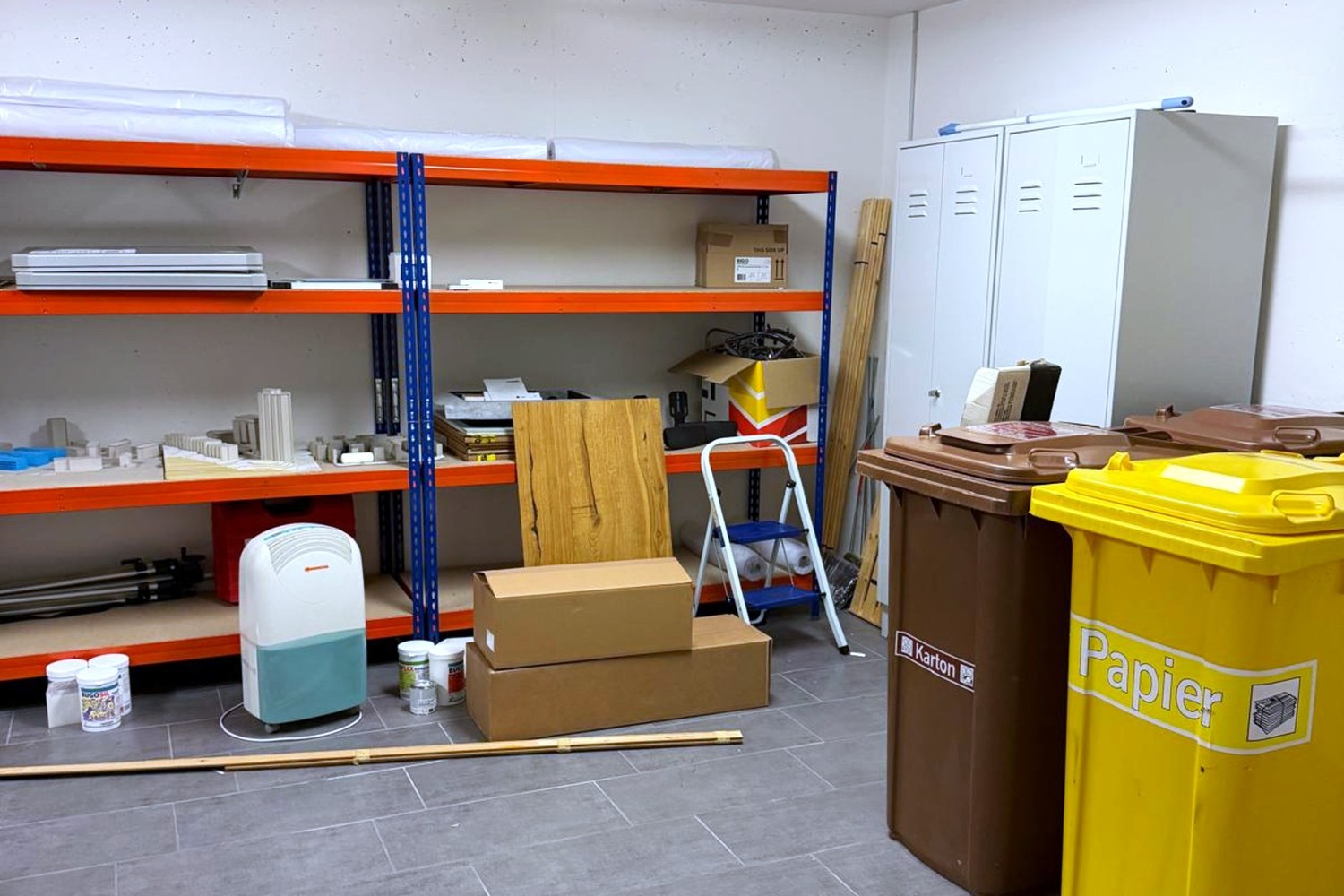 412-585m² bureau