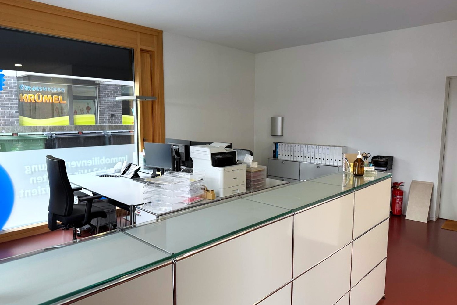 412-585m² bureau