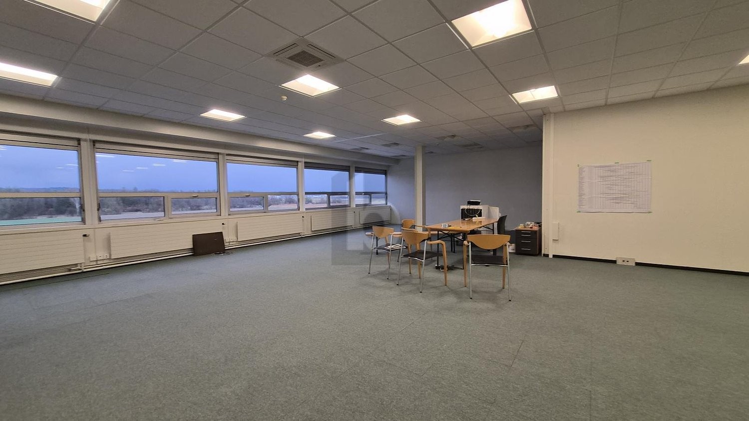 Bureau de 152m²