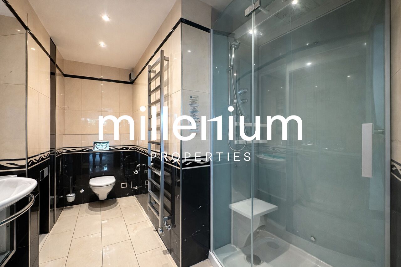 5 rooms apartment
