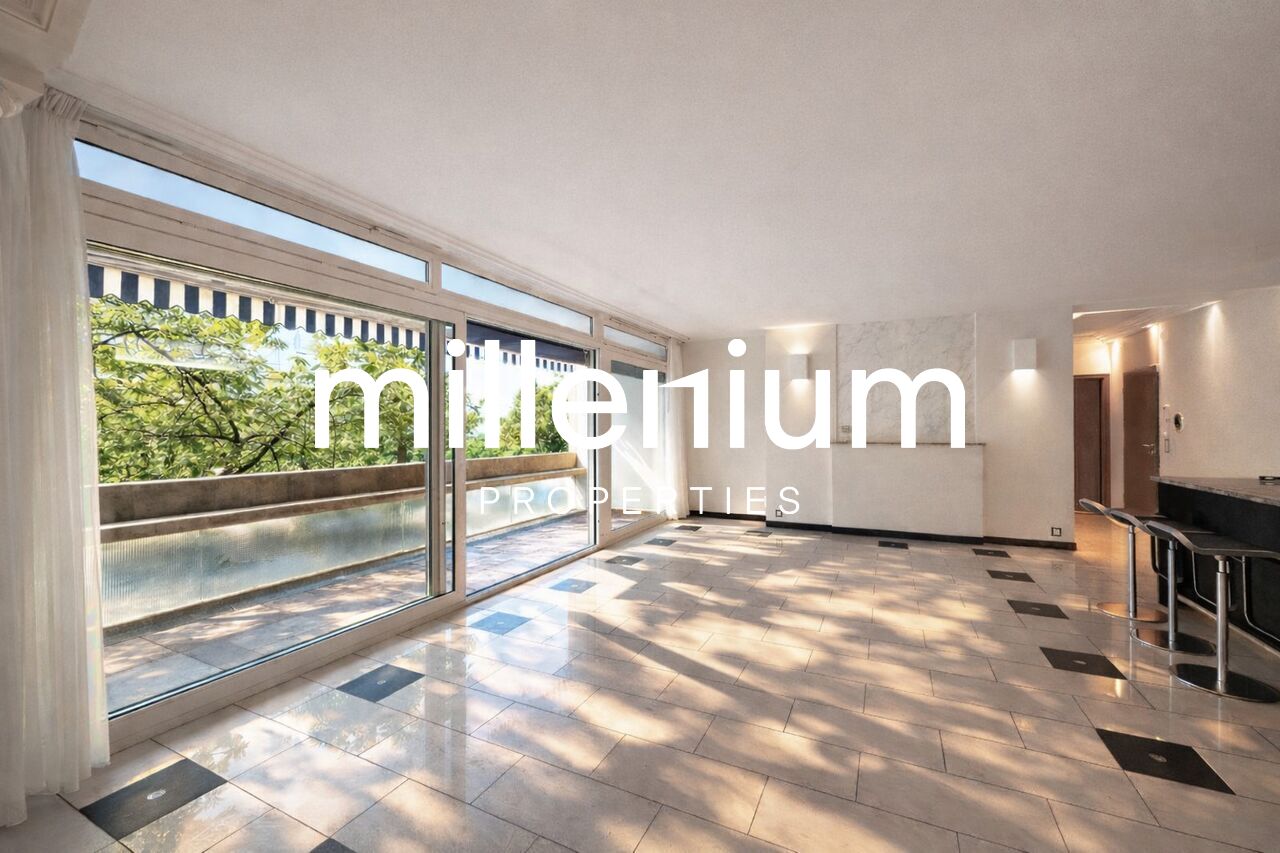 5 rooms apartment