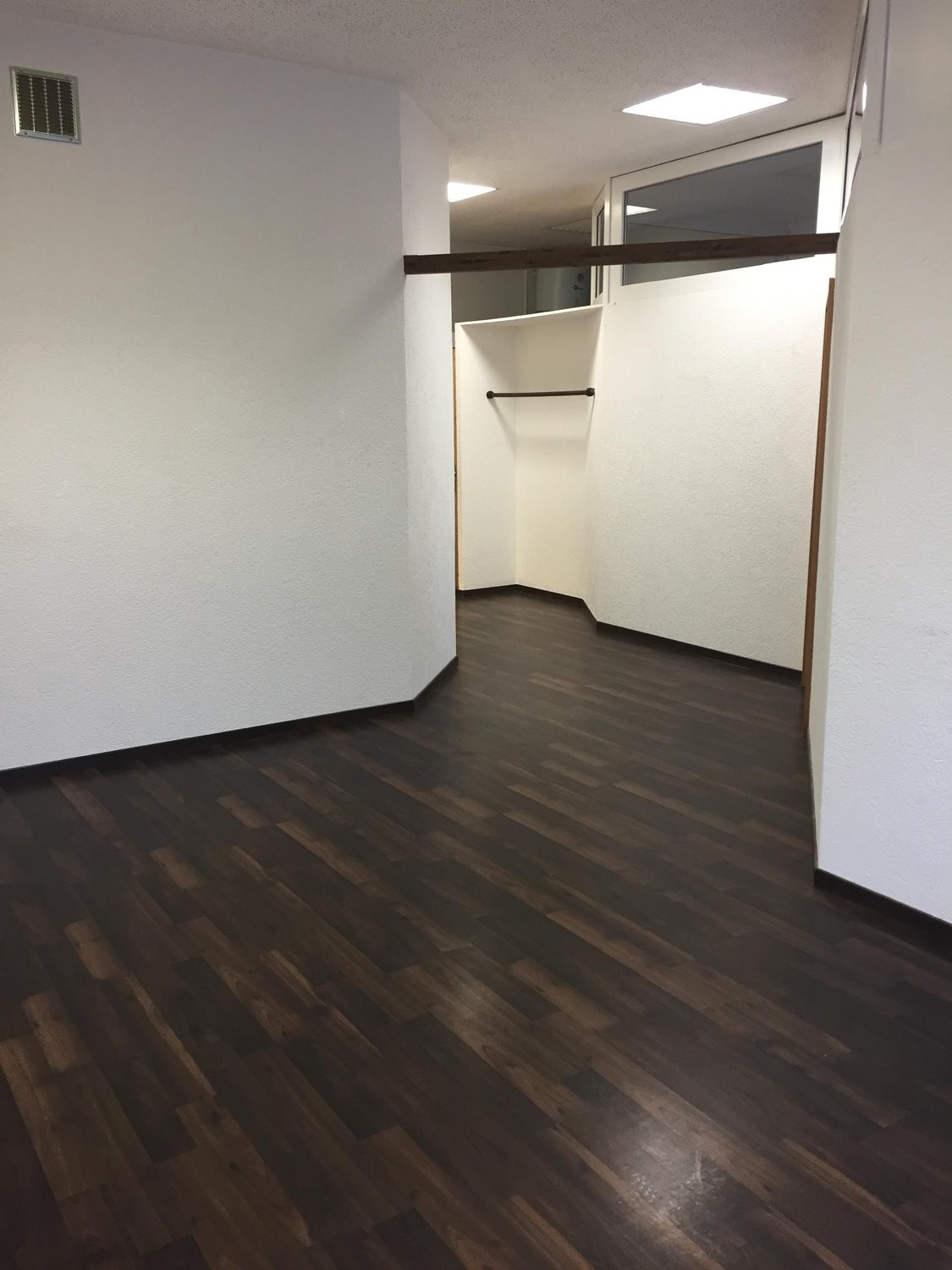 71m² office, photo 3 sur 7
