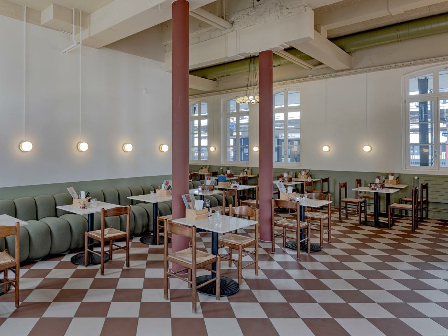Restaurant de 293m², photo 4 sur 4