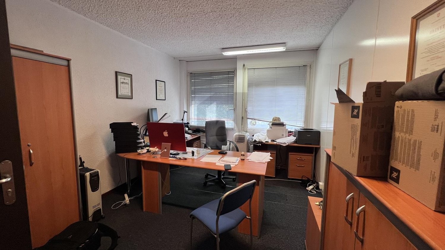 16m² office