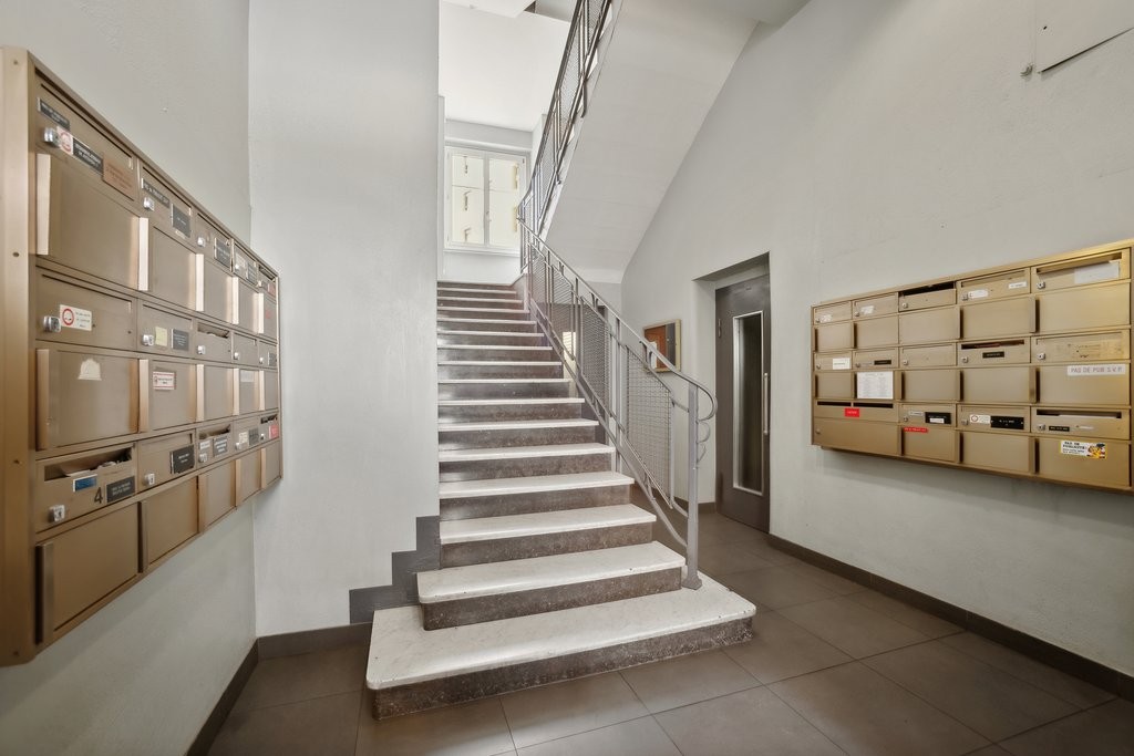 26m² office