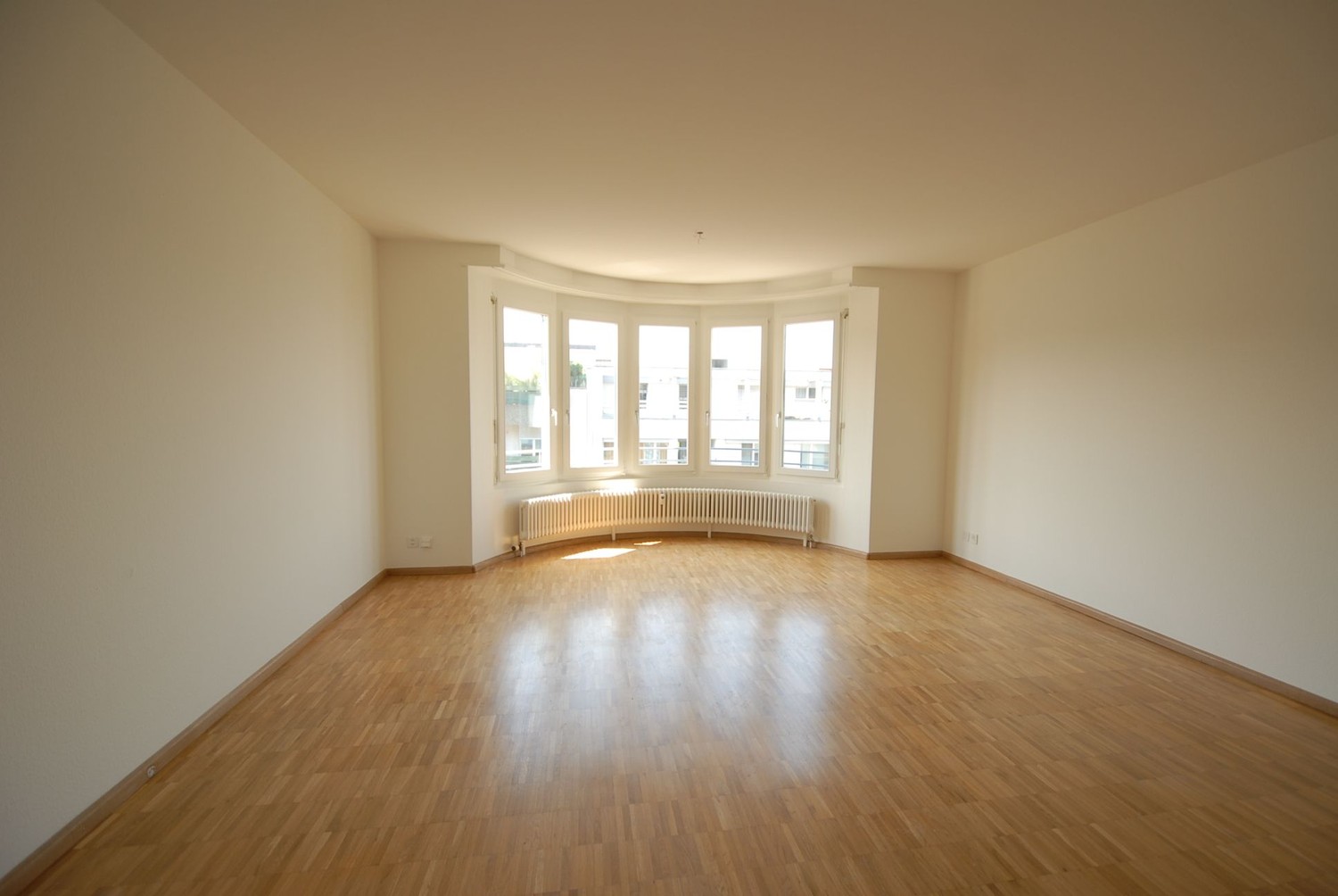 Appartement de 2 ½ pièces, photo 1 sur 10