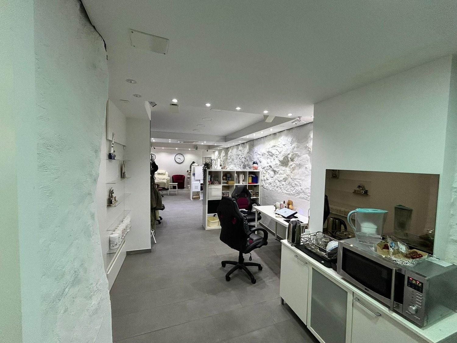 Magasin de 100m²