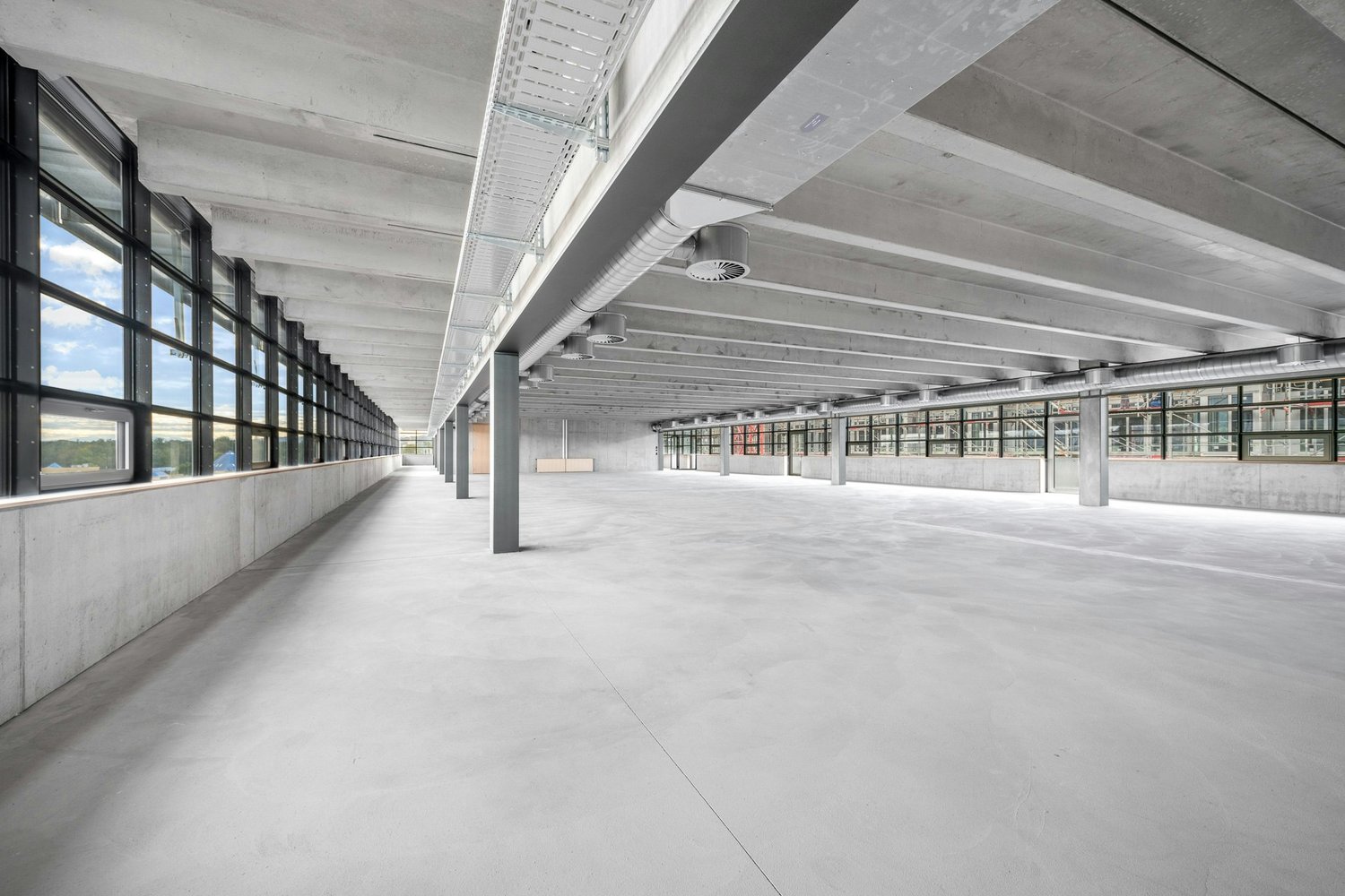 1200m² commercial
