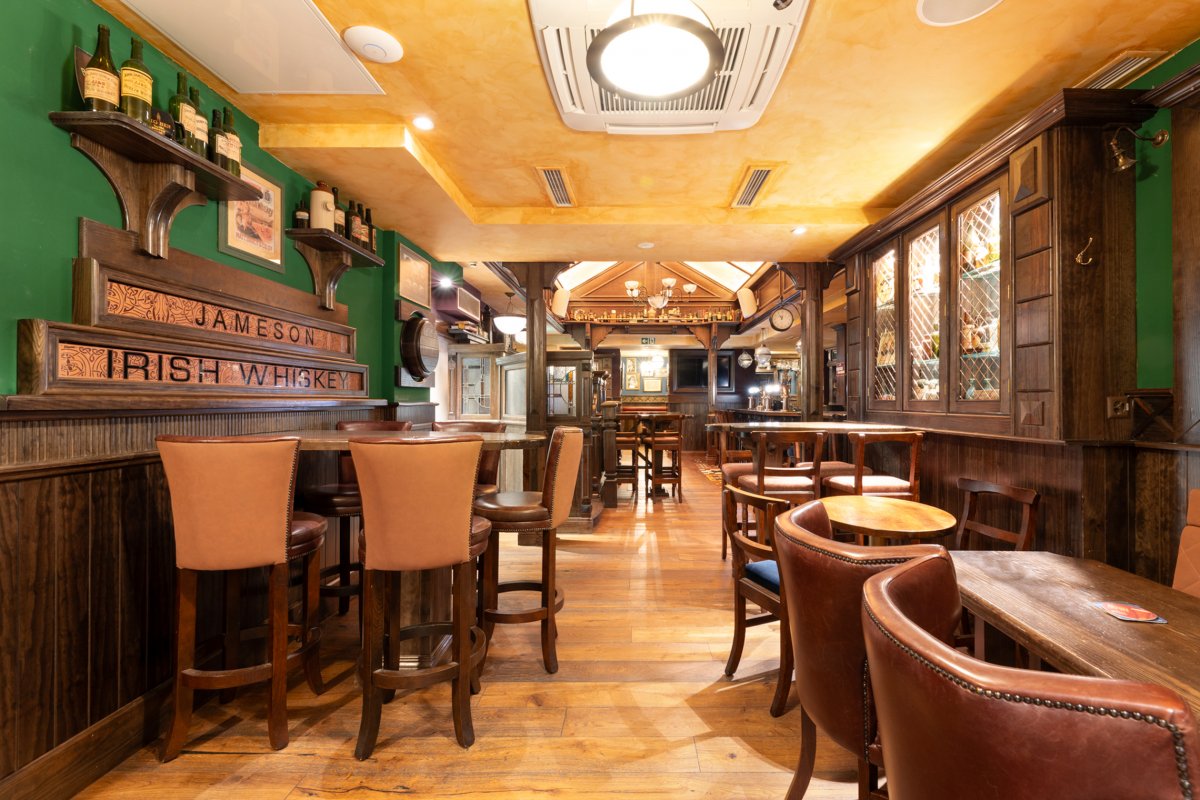 restaurant de 400m²