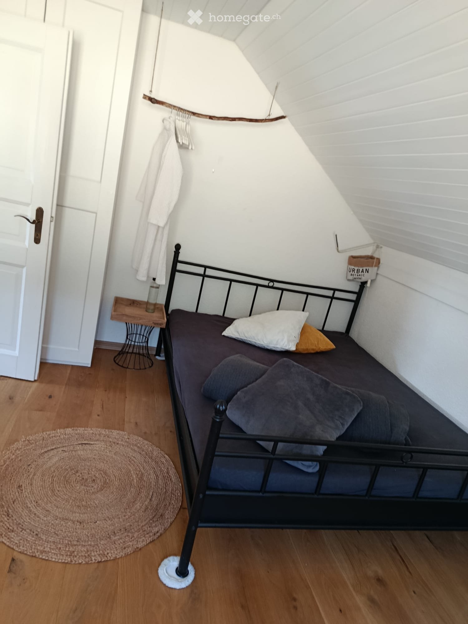 1 pièce chambre individuelle, photo 1 sur 3
