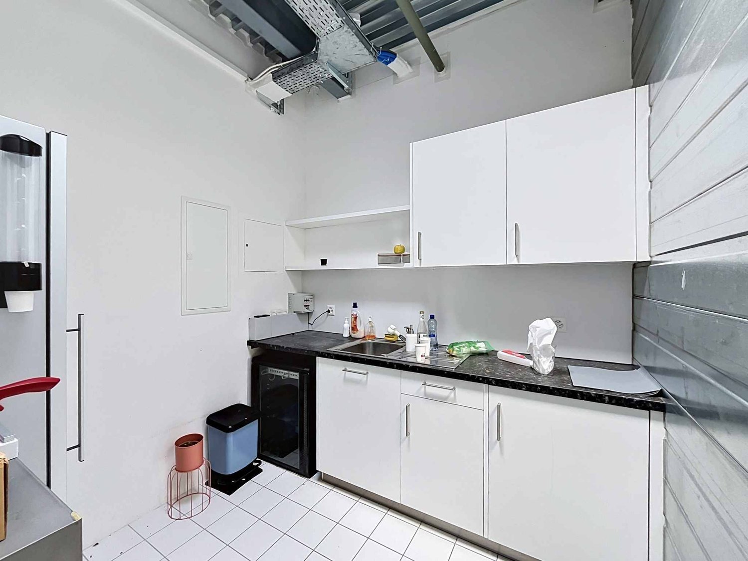 765m² commercial