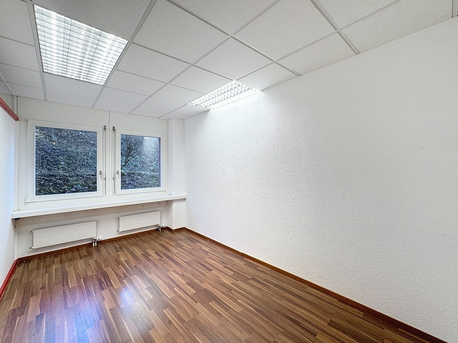 145m² shop, photo 5 sur 6