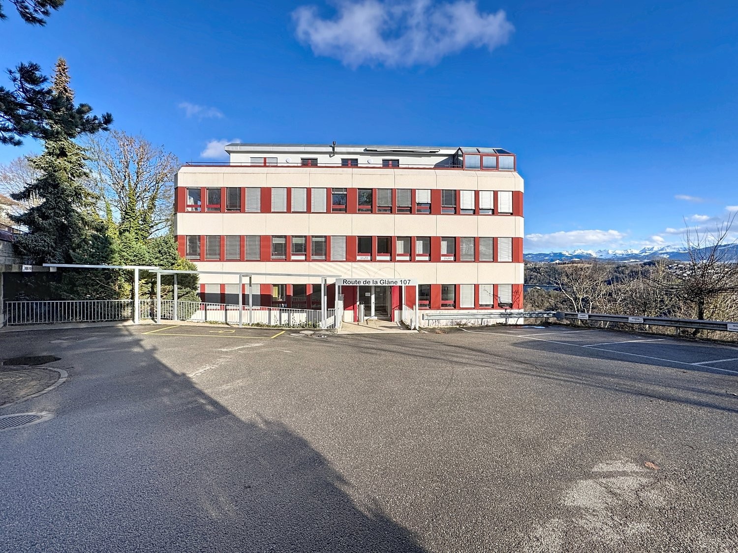 145m² shop, photo 6 sur 6