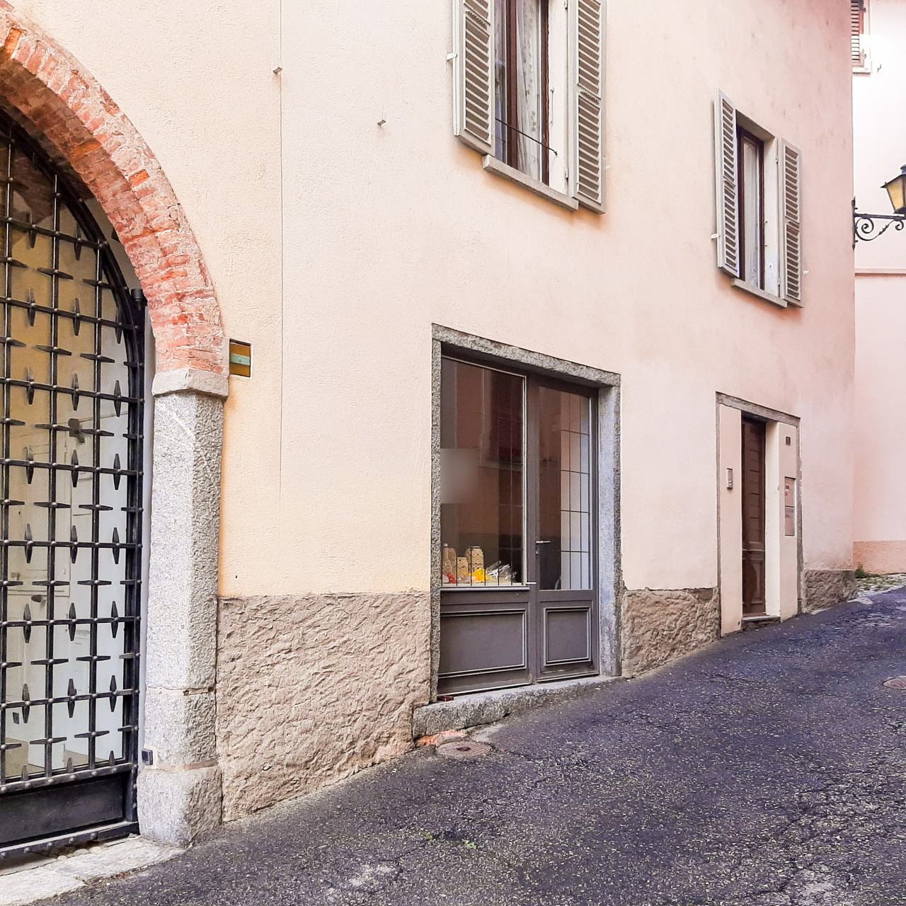 Boutique, photo 1 sur 10
