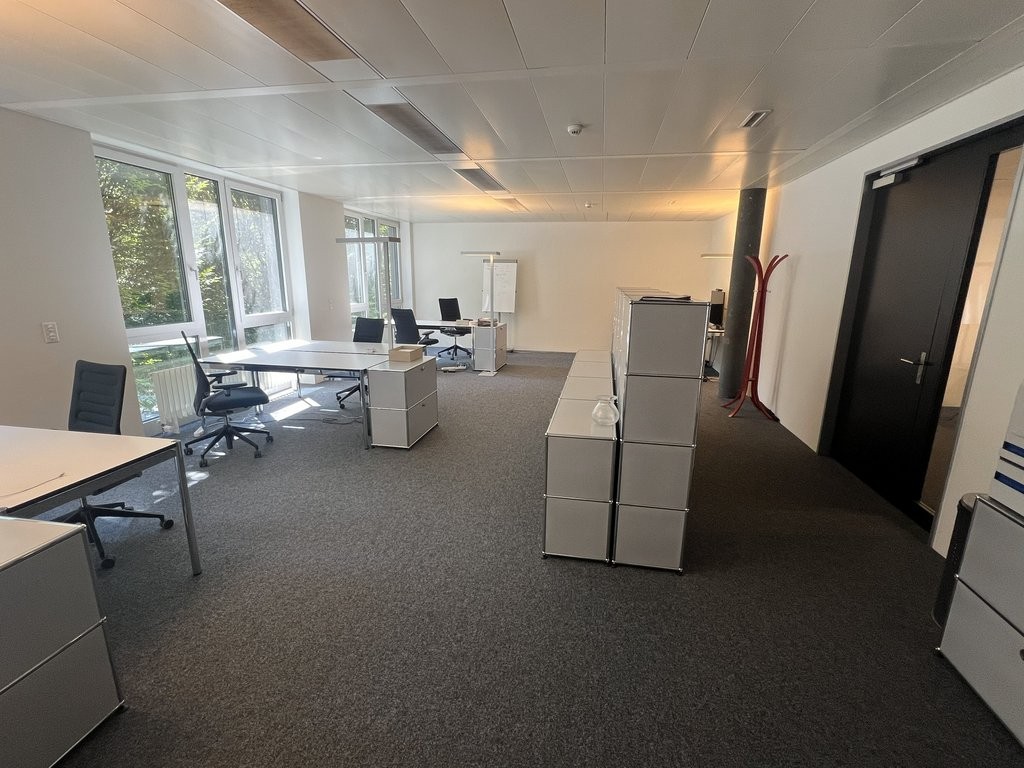 70m² bureau, photo 2 sur 4