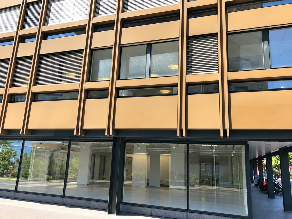 Commerce de 99m²