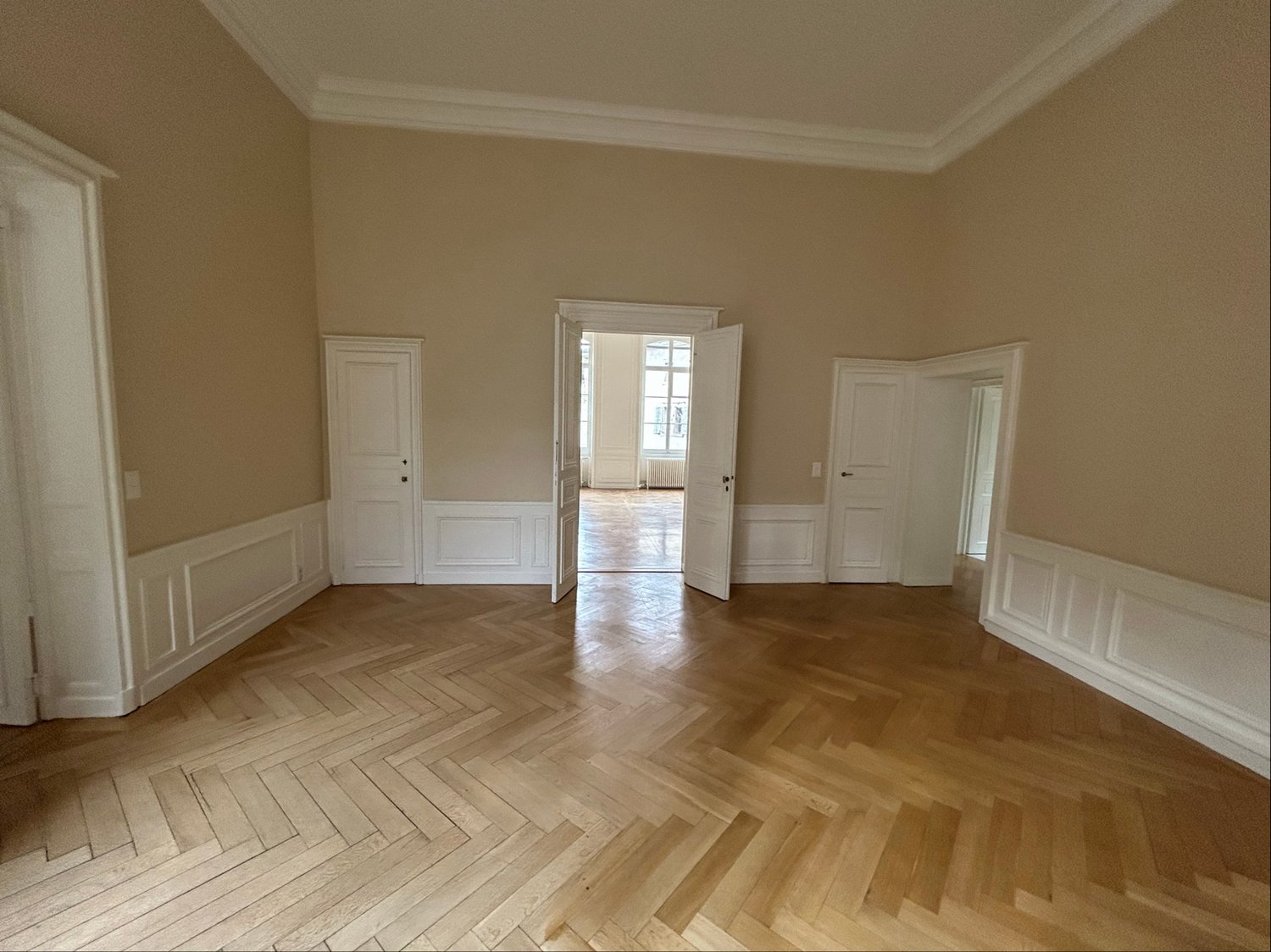 Bureau de 370m²