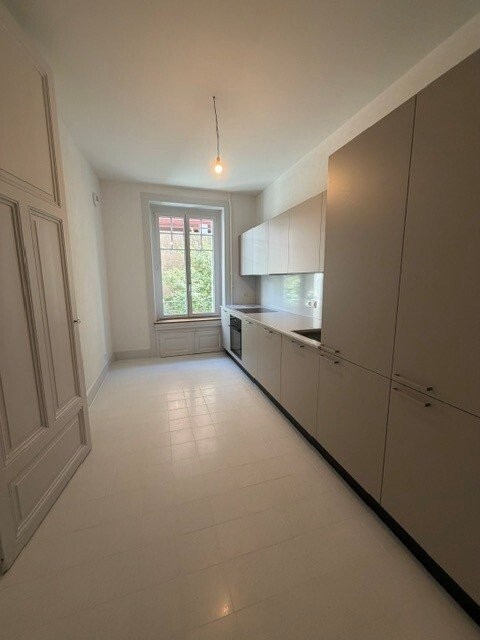 5 rooms apartment, photo 1 sur 10