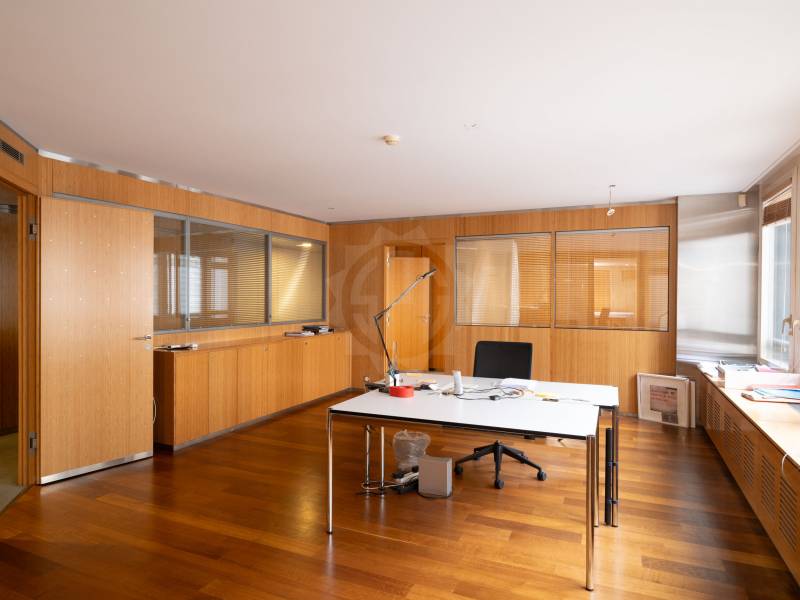 150m² office, photo 6 sur 10