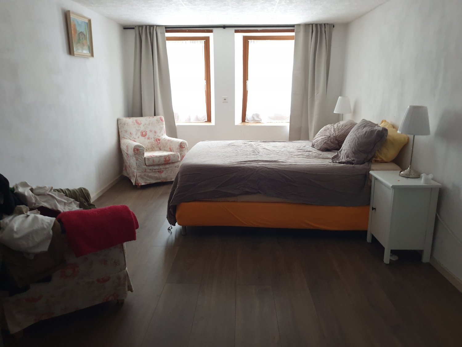 1 room single room