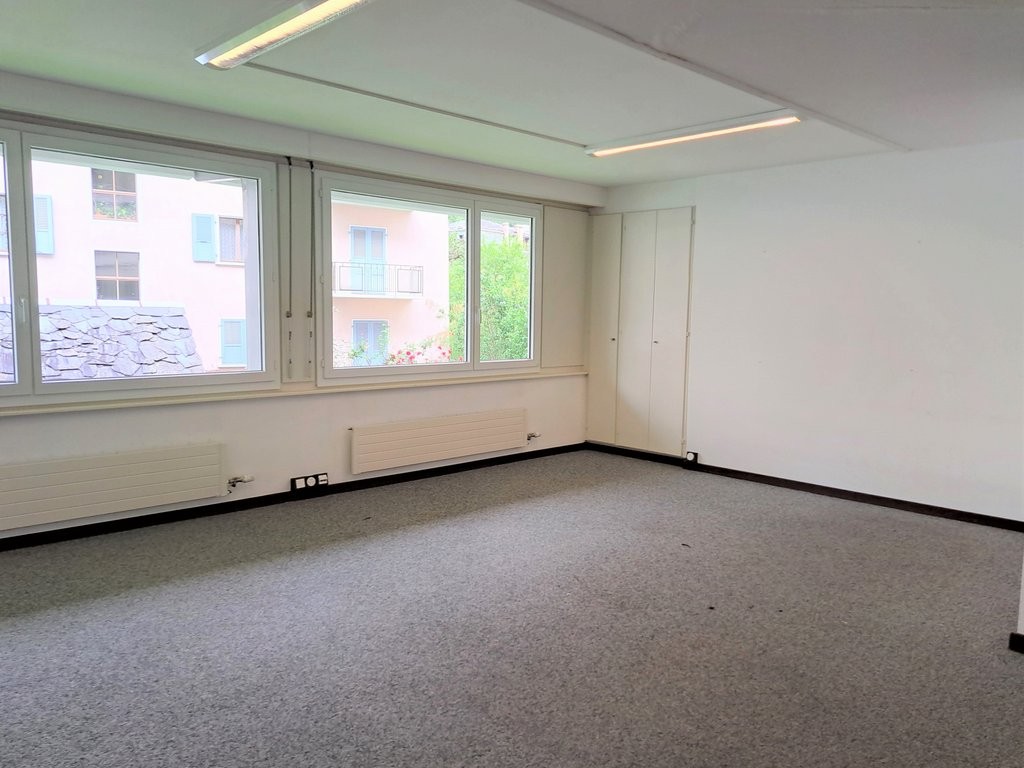 88m² office, photo 1 sur 10