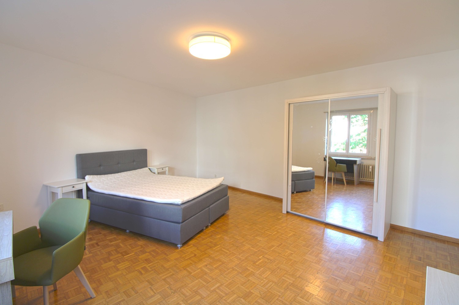 Chambre en colocation, photo 1 sur 9