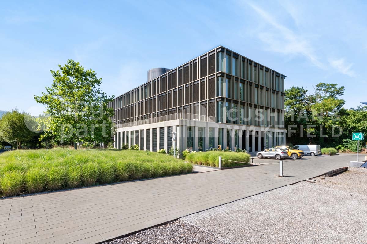 2000m² office, photo 1 sur 7