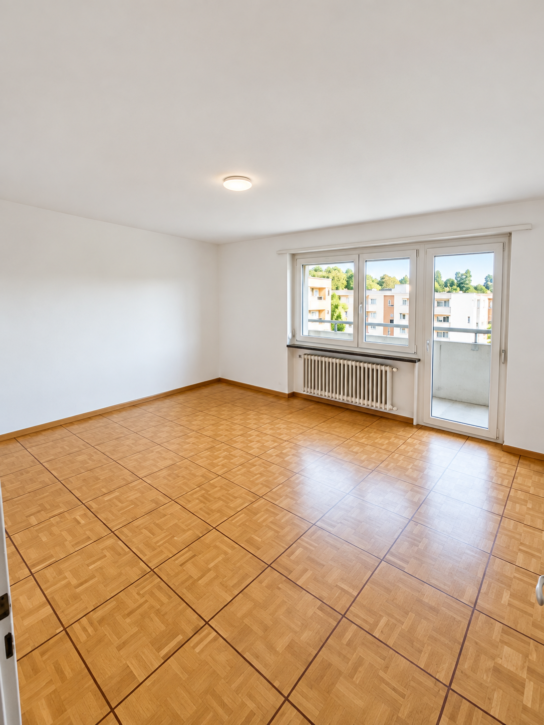 5 rooms apartment