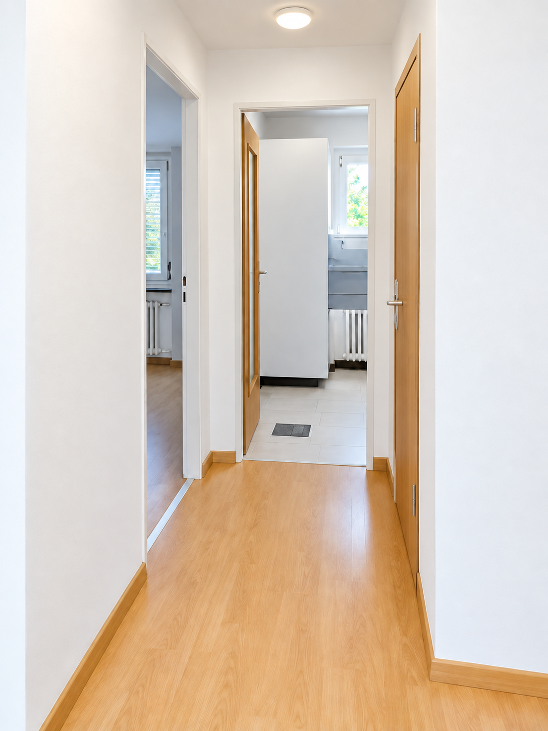 5 rooms apartment