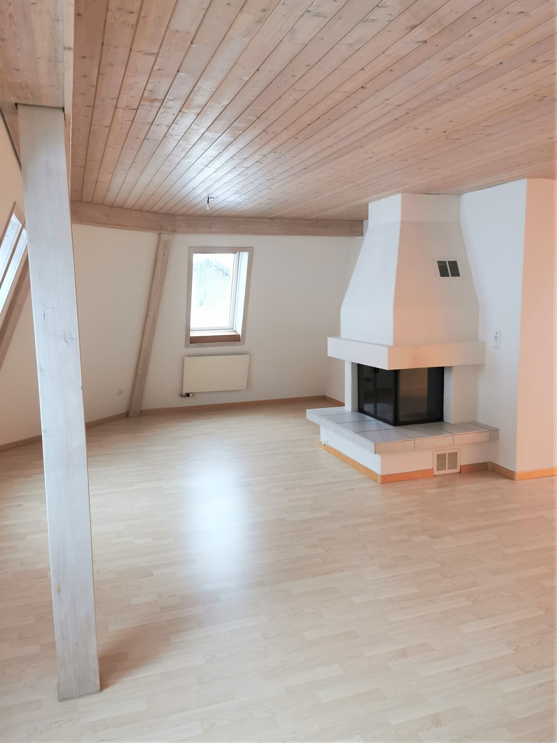 Appartement mansardé de 1 ½ pièces, photo 1 sur 10