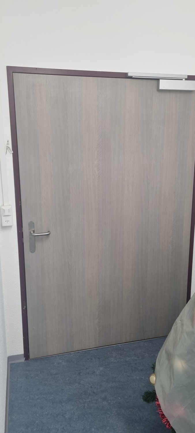 155m² commercial