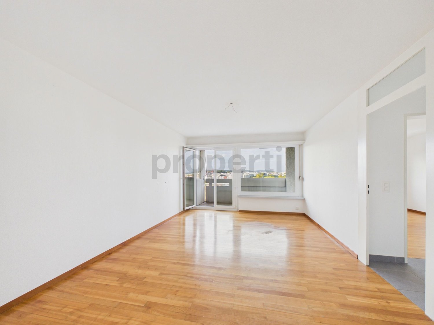 Appartement de 2 ½ pièces, photo 2 sur 8
