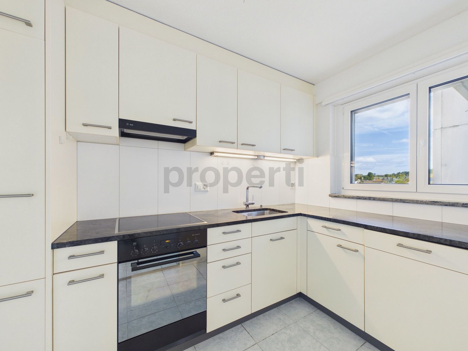 Appartement de 2 ½ pièces, photo 1 sur 8